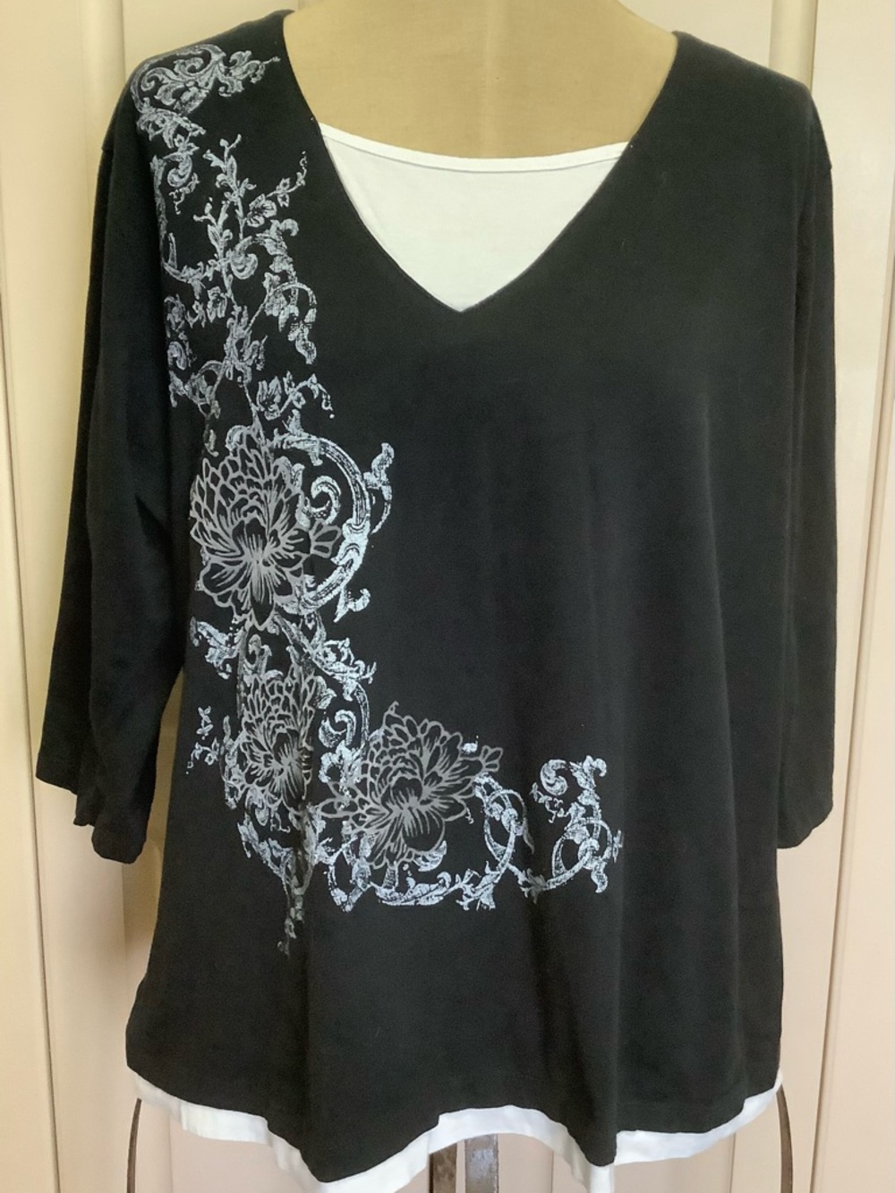 Basic Editions Shirt Top-Black White-Floral Accent-3/4 Sleeve-100% Cotton-1X